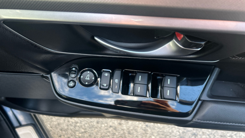 Honda CR-V 2.0 i-MMD Hybrid SR  2WD 5dr eCVT Hybrid Estate